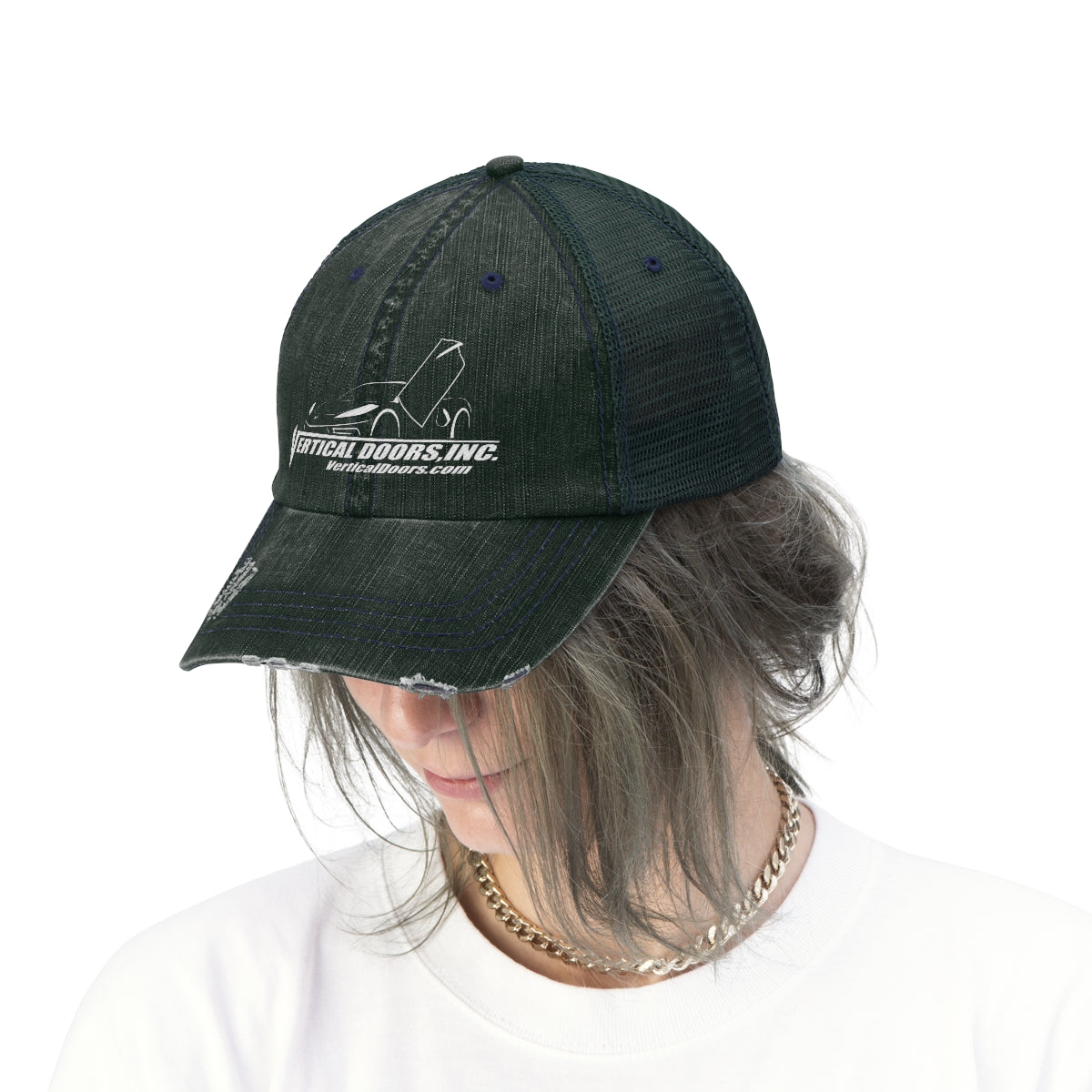 Unisex Trucker Hat VDI Corvette C8 Outline