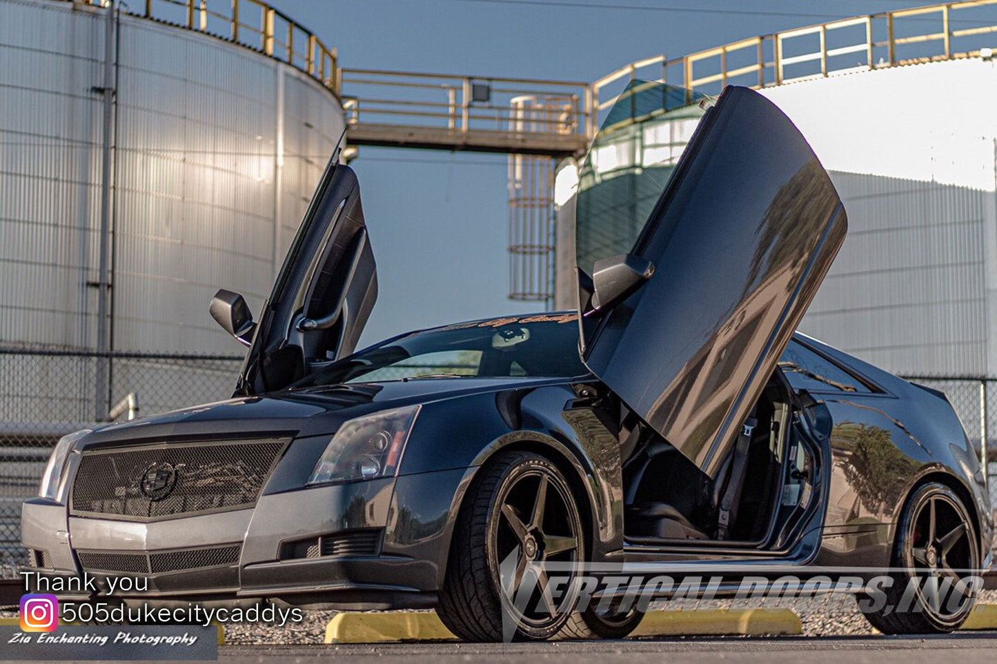 Cadillac CTS 2008-2014 2DR (CTS-V) Vertical Doors Kit