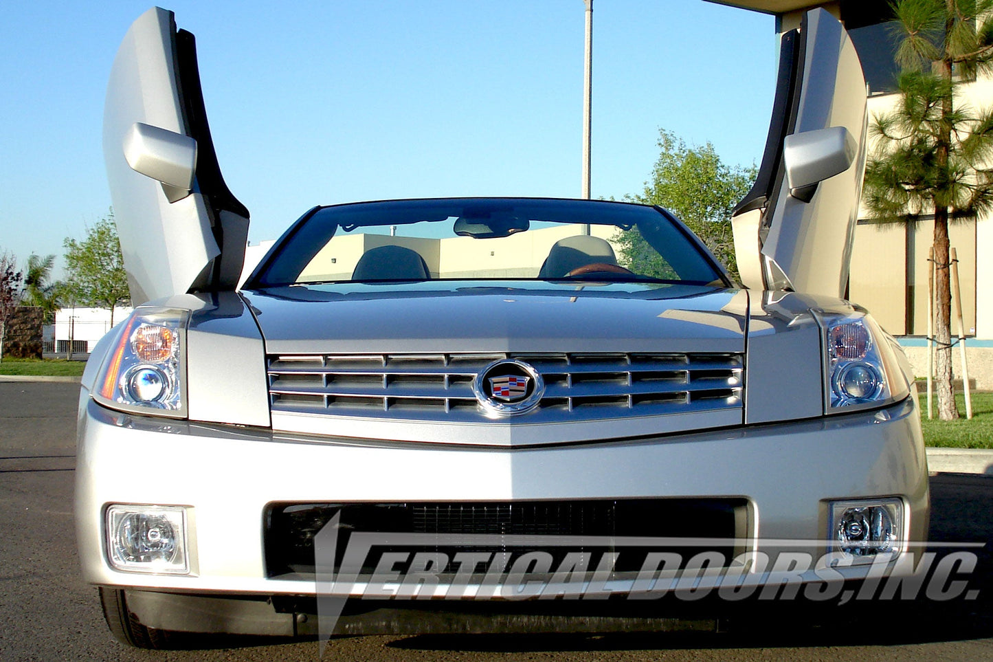 Cadillac XLR 2004-2009 Vertical Doors Kit