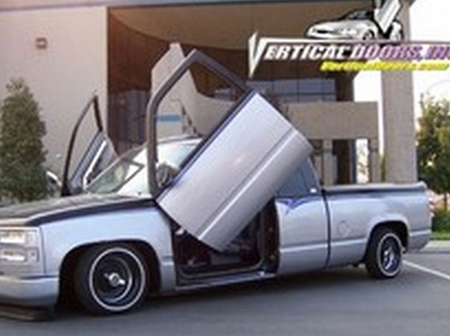 Chevrolet Truck 1988-1998 Vertical Lambo Doors Conversion Kit