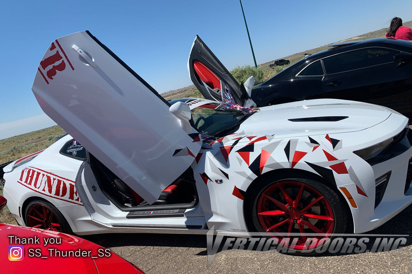 Chevrolet Camaro 2016-2023 Vertical Doors Kit