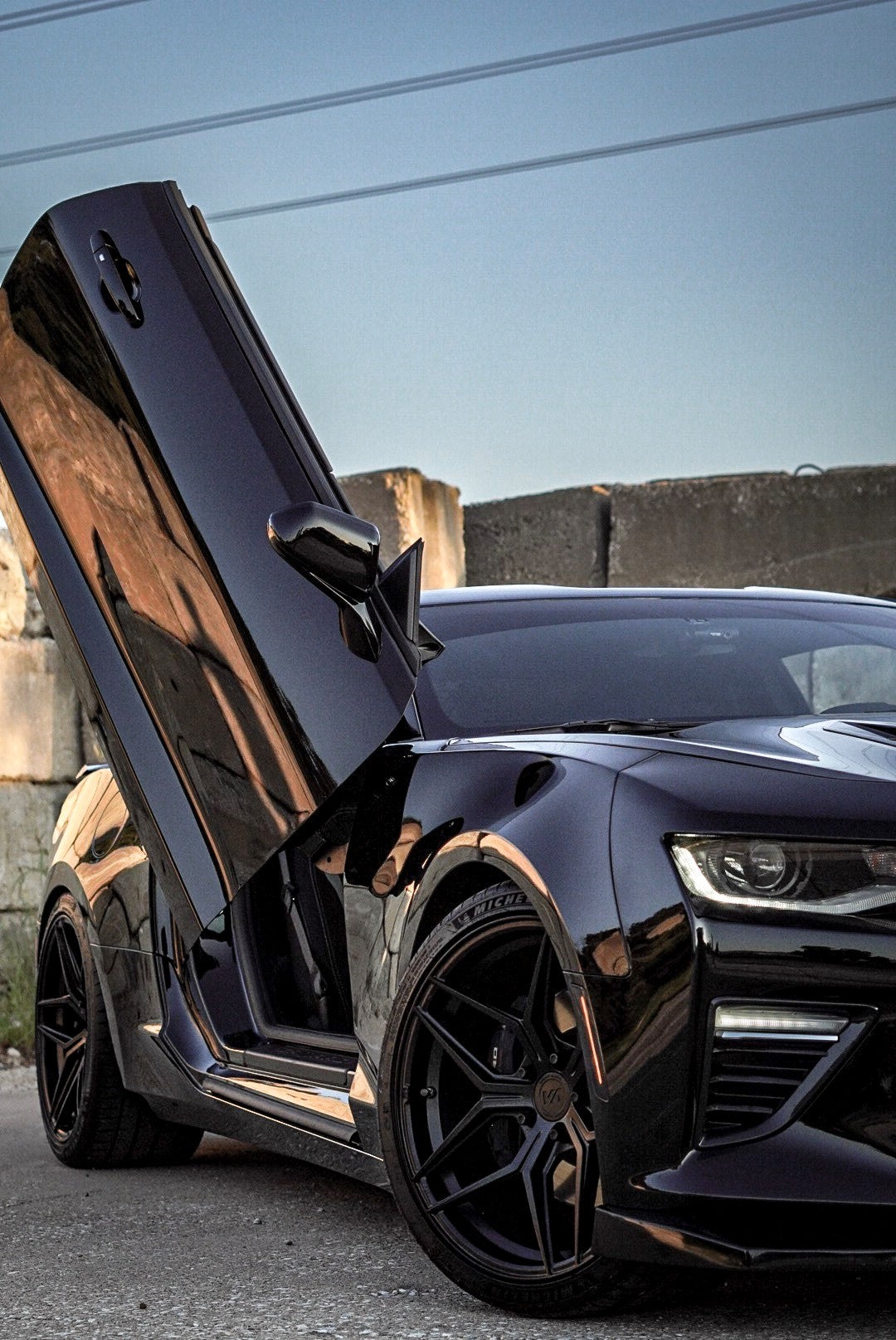 Chevrolet Camaro 2016-2023 Vertical Doors Kit