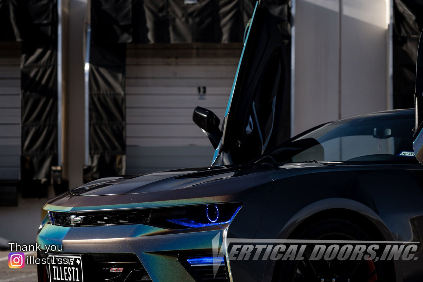 Chevrolet Camaro 2016-2023 Vertical Doors Kit