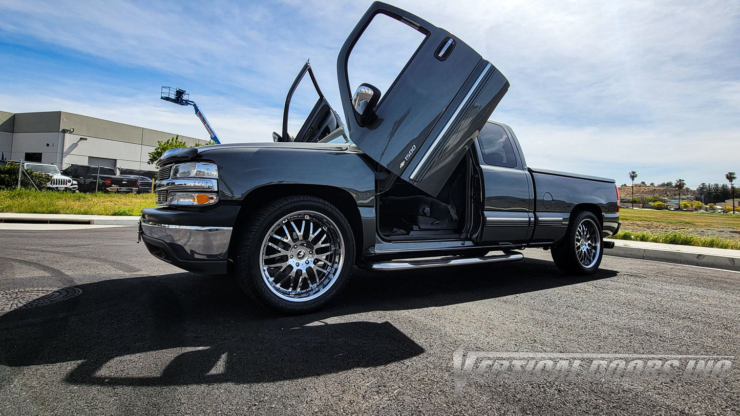 Chevrolet Silverado 1999-2006 Vertical Doors