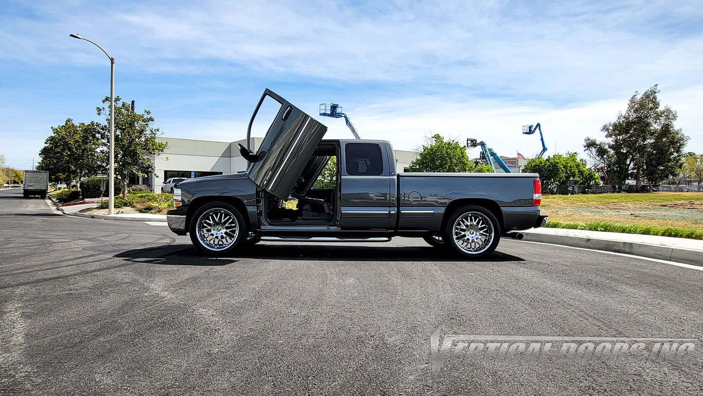 Chevrolet Silverado 1999-2006 Vertical Doors