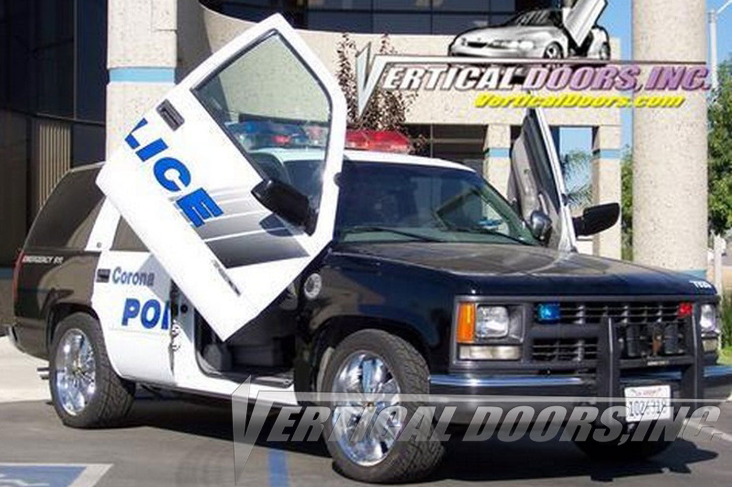 Chevrolet Suburban 1992-1999 Vertical Lambo Doors Conversion Kit