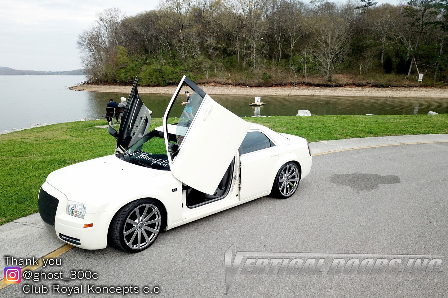 Chrysler 300 2004-2010 Vertical Doors