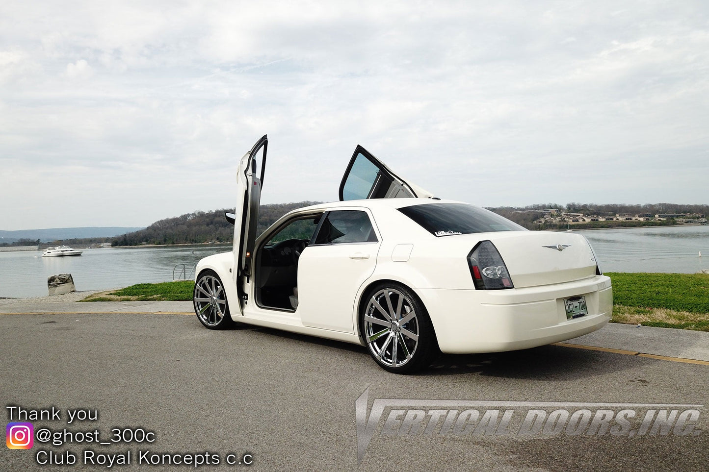 Chrysler 300 2004-2010 Vertical Doors