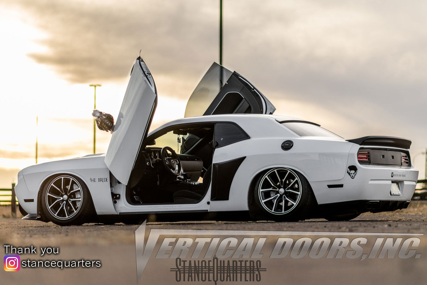 Dodge Challenger 2009-2022 Vertical Doors