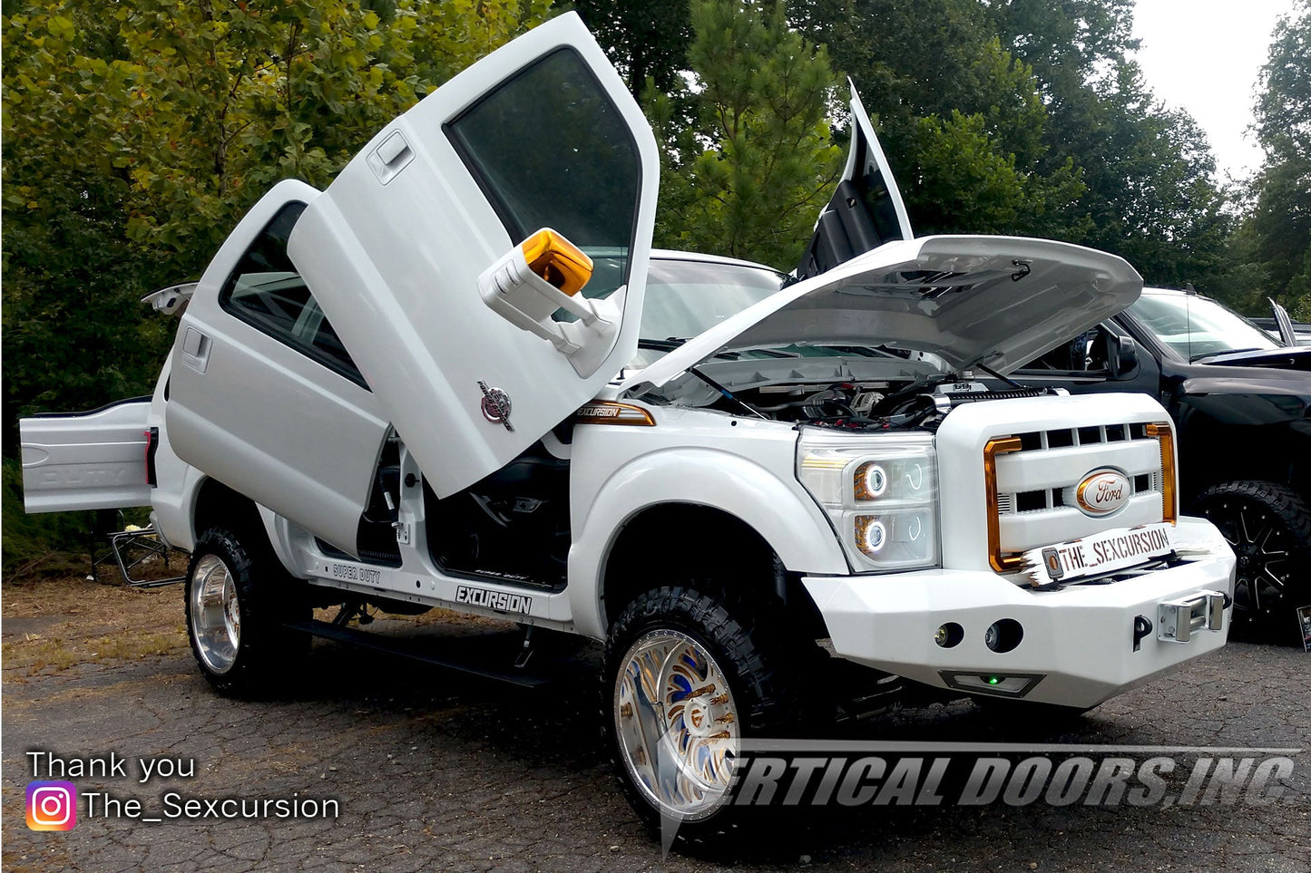 Ford Excursion 2000-2005 Vertical Doors