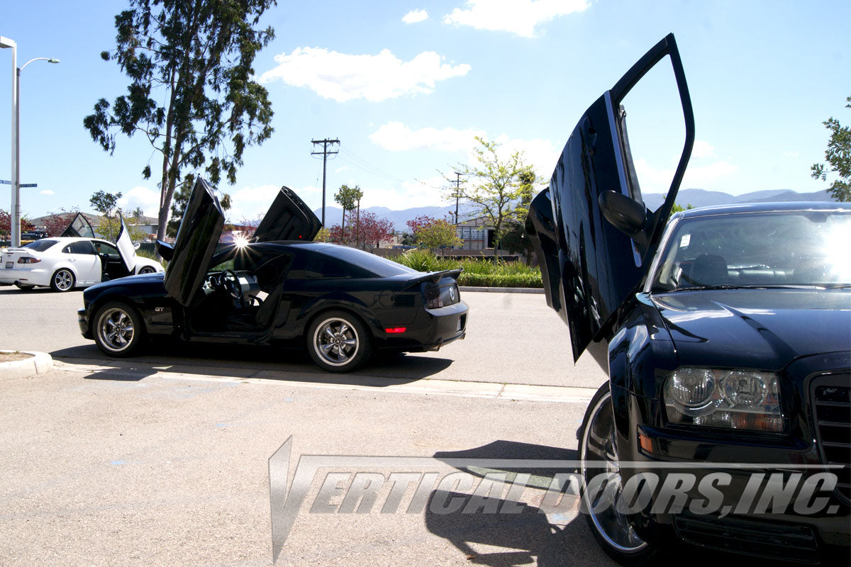 Ford Mustang 2005-2010 Vertical Doors