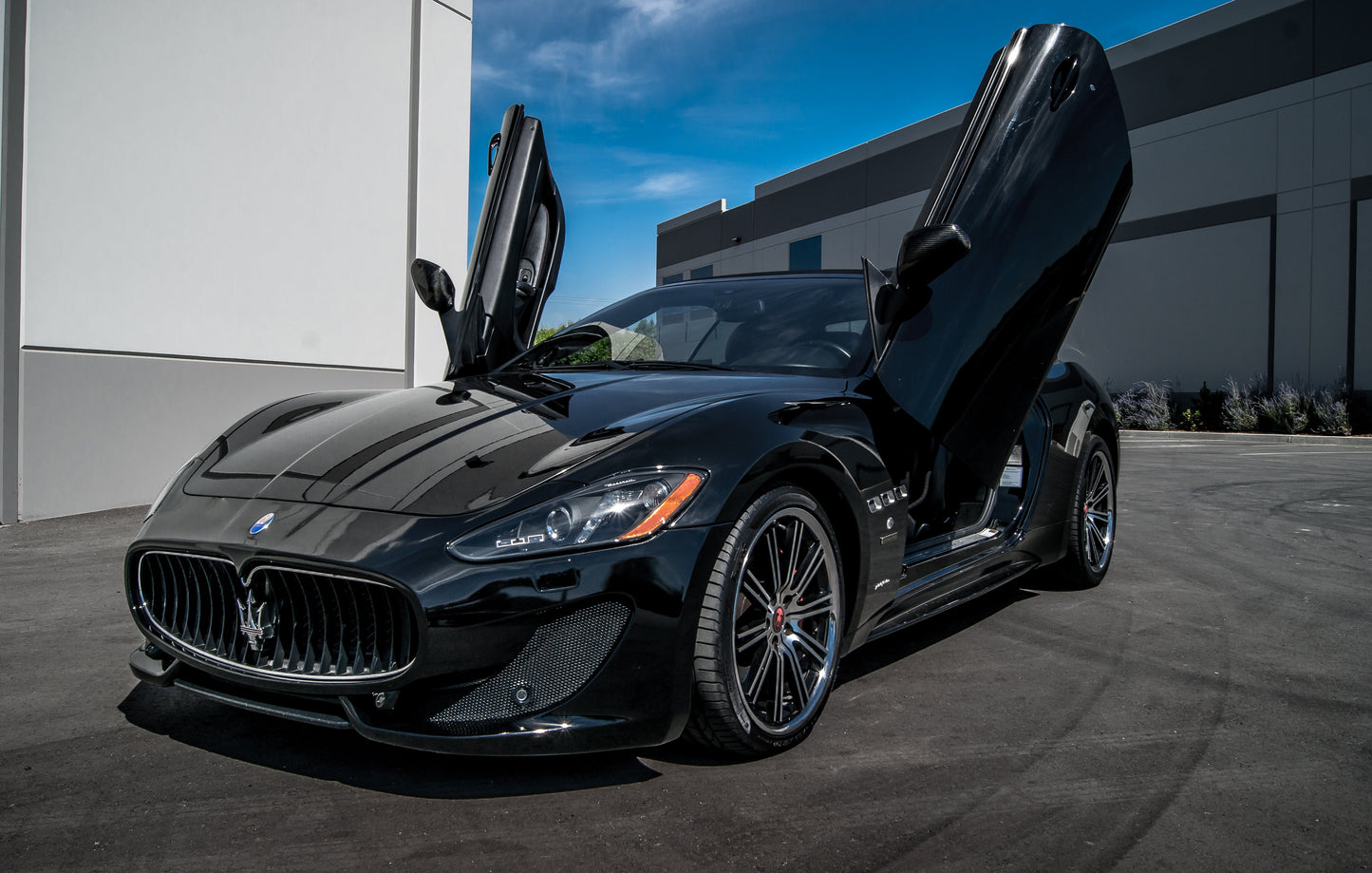 Maserati GranTurismo 2007-2018 Vertical Doors Kit