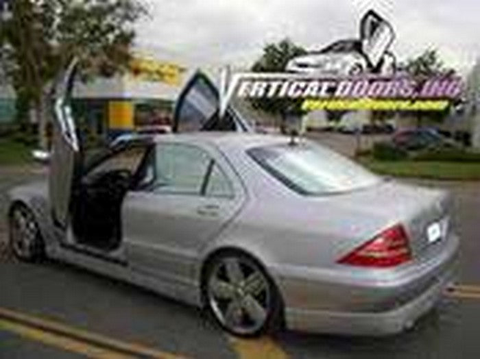 Mercedes S-Class 2000-2006 Vertical Doors Kit