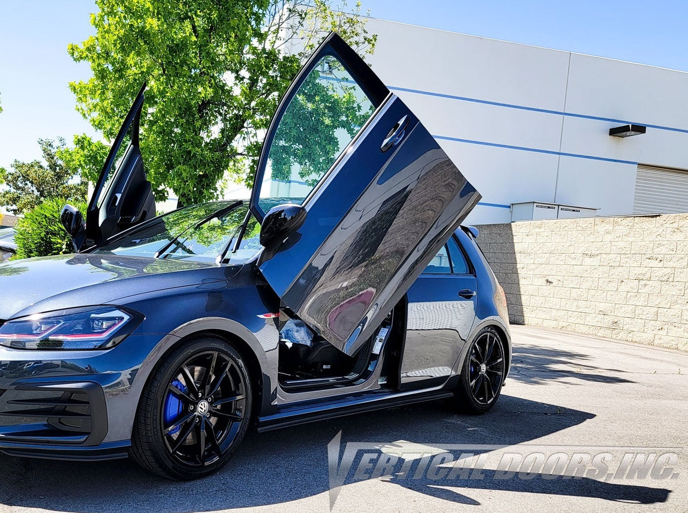 Volkswagen Golf 2016-2021 Vertical Lambo Doors Conversion Kit