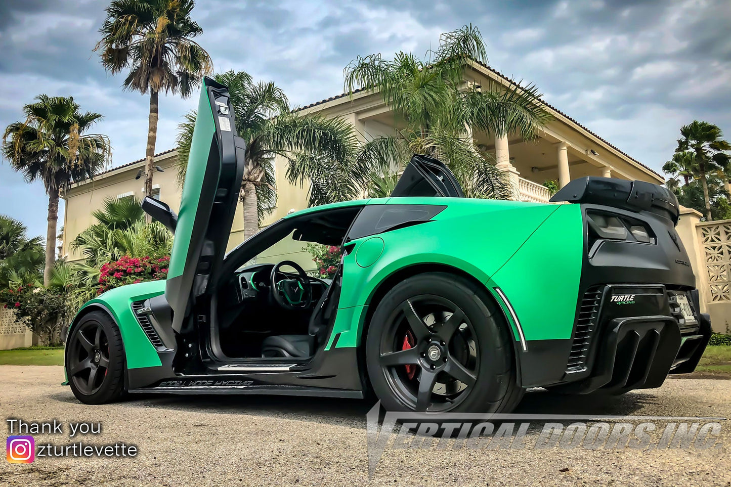 Chevrolet Corvette C7 2014-2019 Vertical Doors