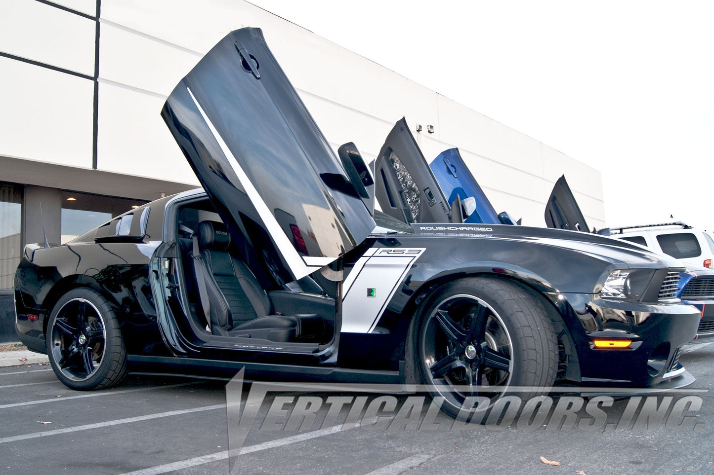 Ford Mustang 2011-2014 Vertical Doors Kit