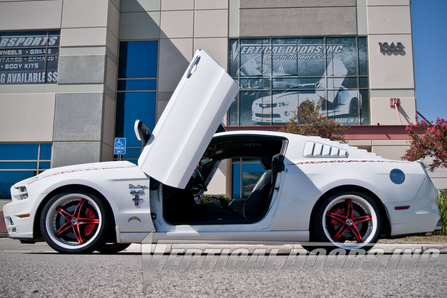 Ford Mustang 2011-2014 Vertical Doors Kit