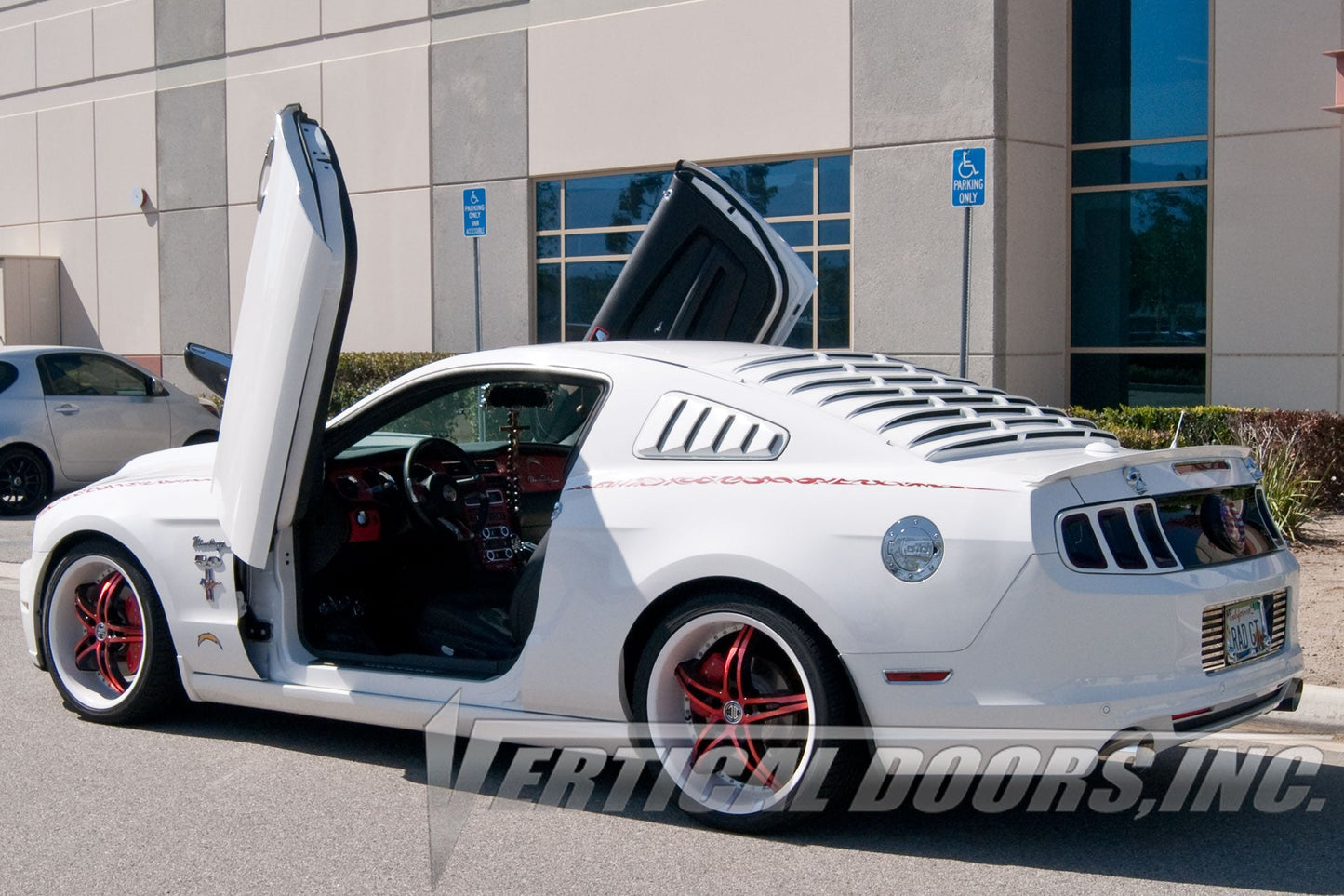 Ford Mustang 2011-2014 Vertical Doors Kit