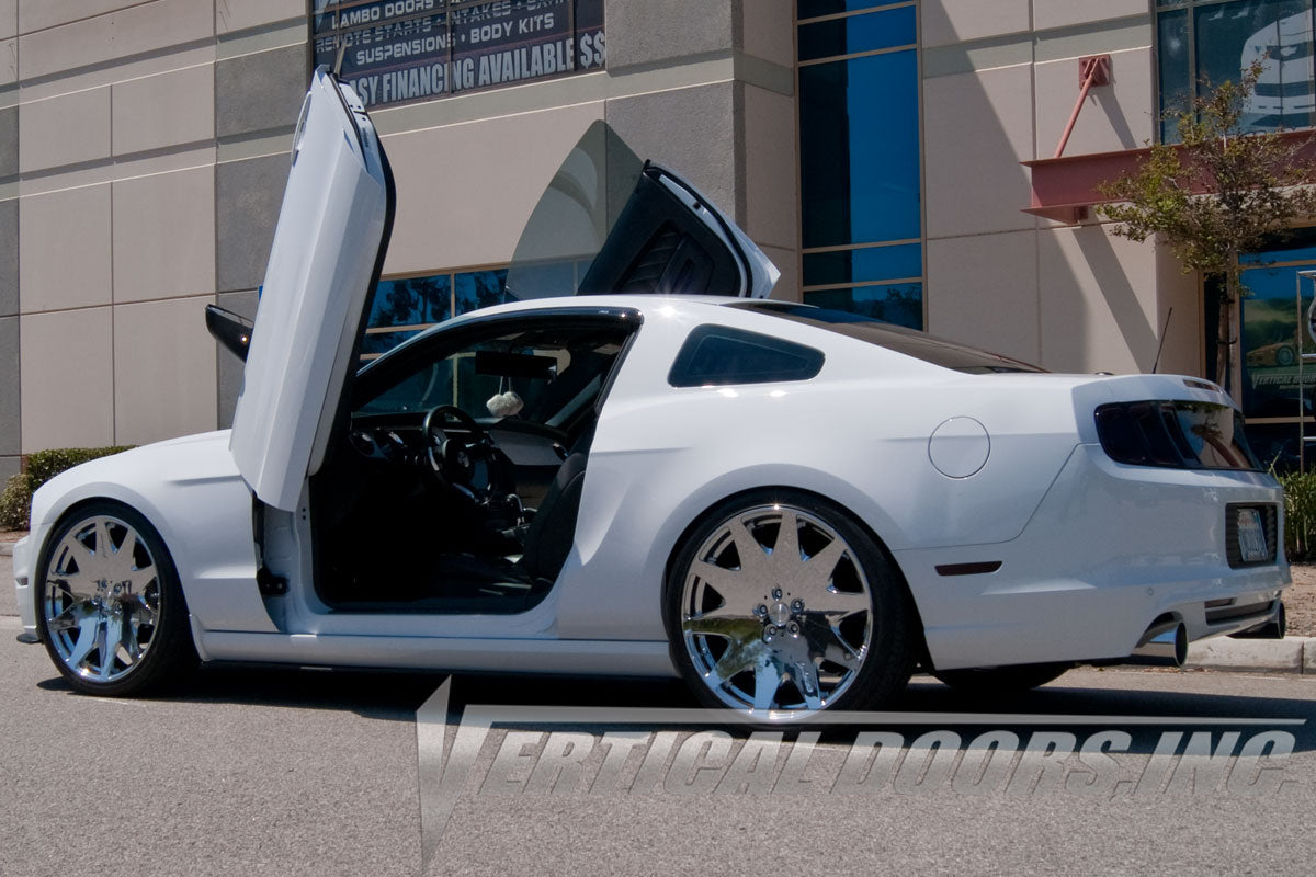 Ford Mustang 2011-2014 Vertical Doors Kit