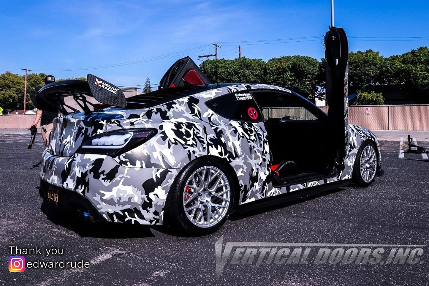 Hyundai Genesis Coupe 2009-2015 Vertical Doors